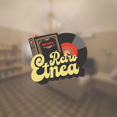 Retroetnea - Appartamento In Centro Storico - Con Camere Comunicanti Катания Екстериор снимка